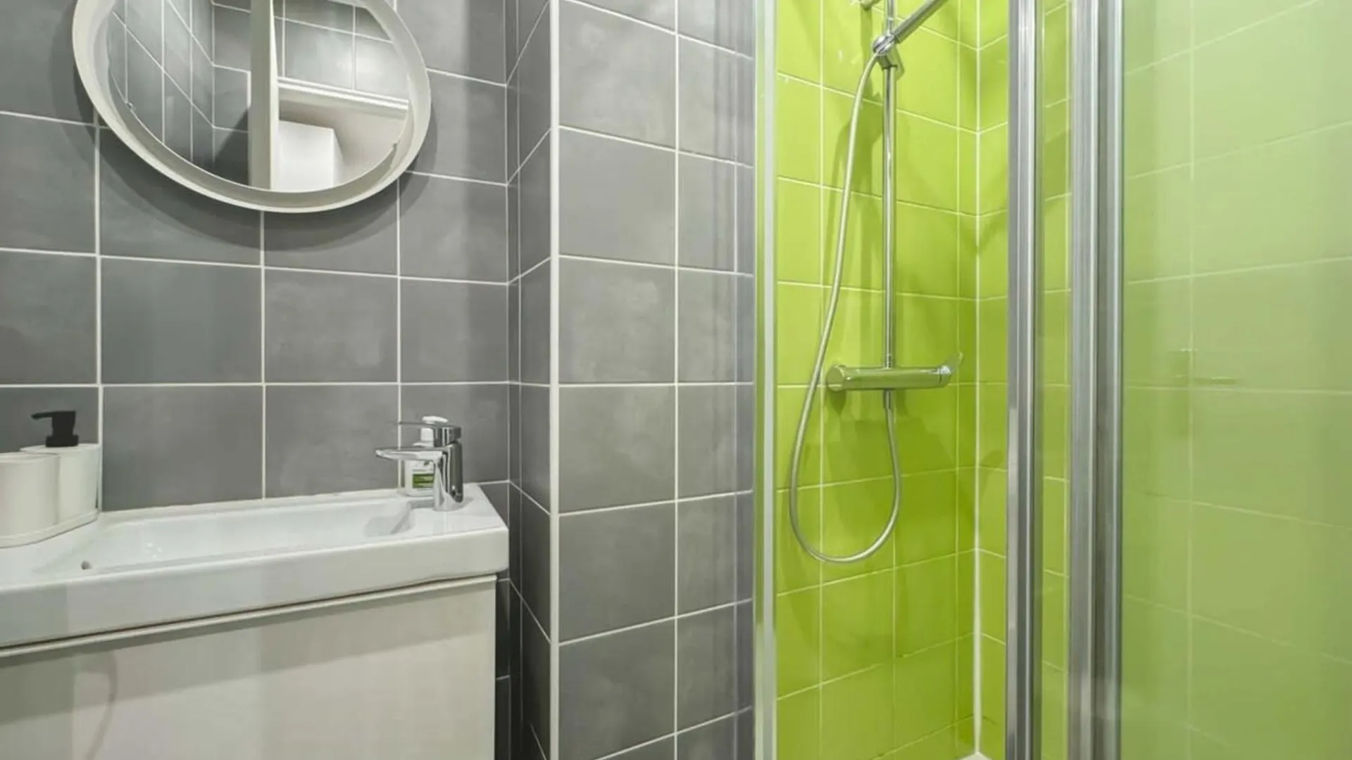 Flexliving - Whole Flat - Bonnet Apartment